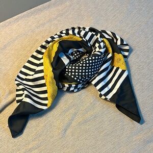 Elegant Black white and yellow Scarf